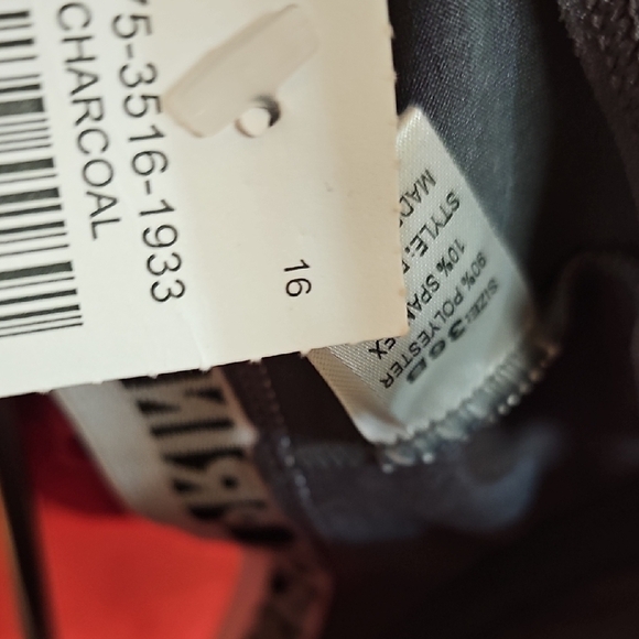 Gray Sports Bra - Picture 2 of 6